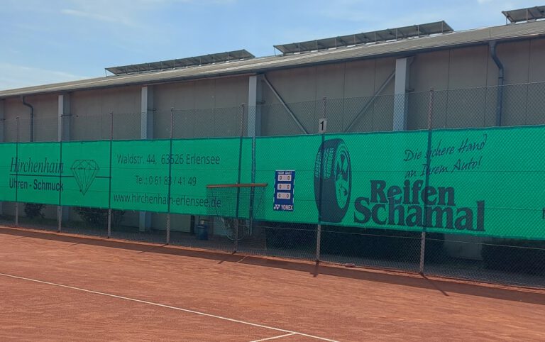 Freigabe der Tennisplätze